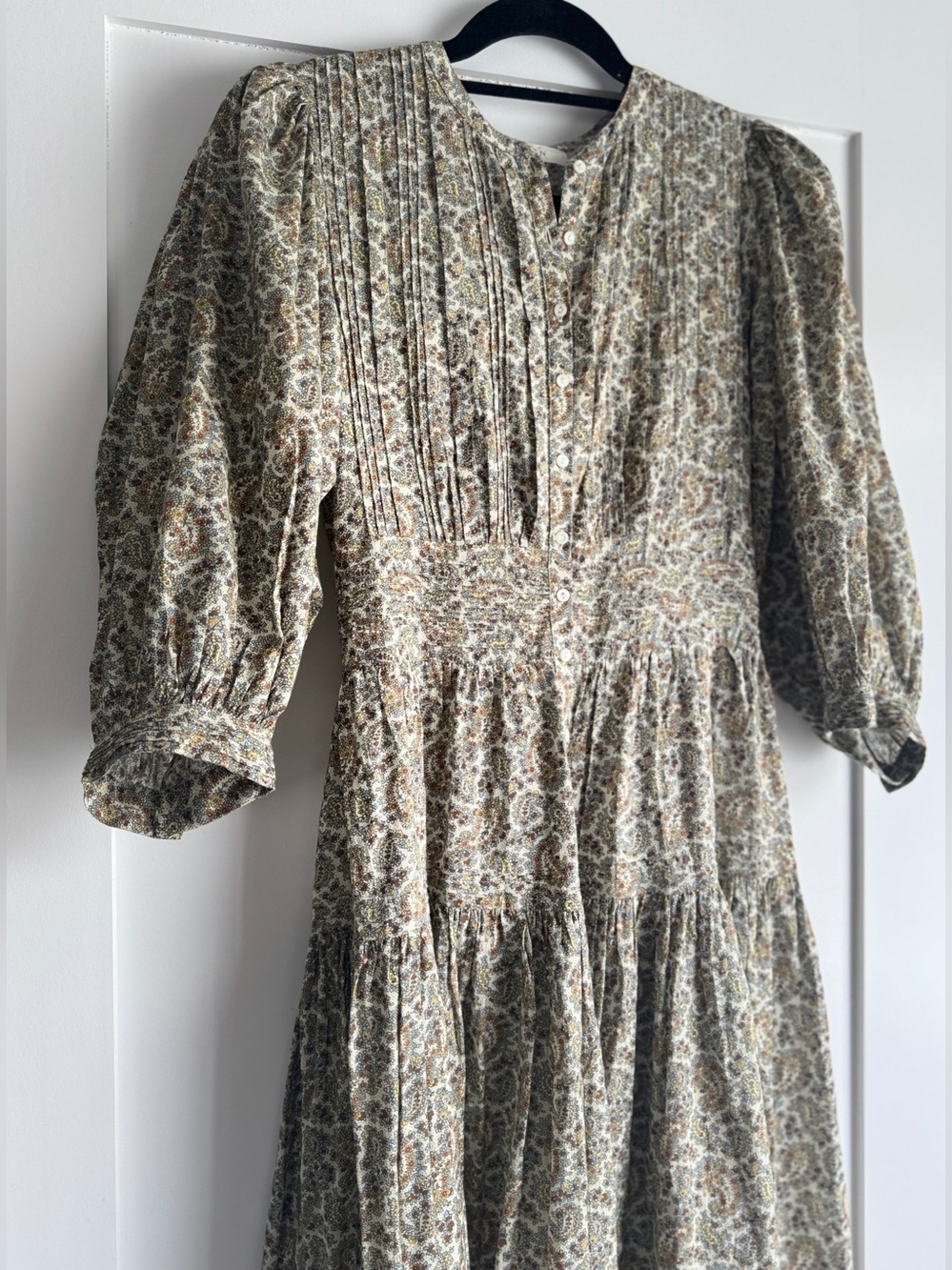 ✨like new✨ Dôen Rosamund Dress in Cream Tilbury Paisley Size XS Puff Sleeve - Picture 6 of 10